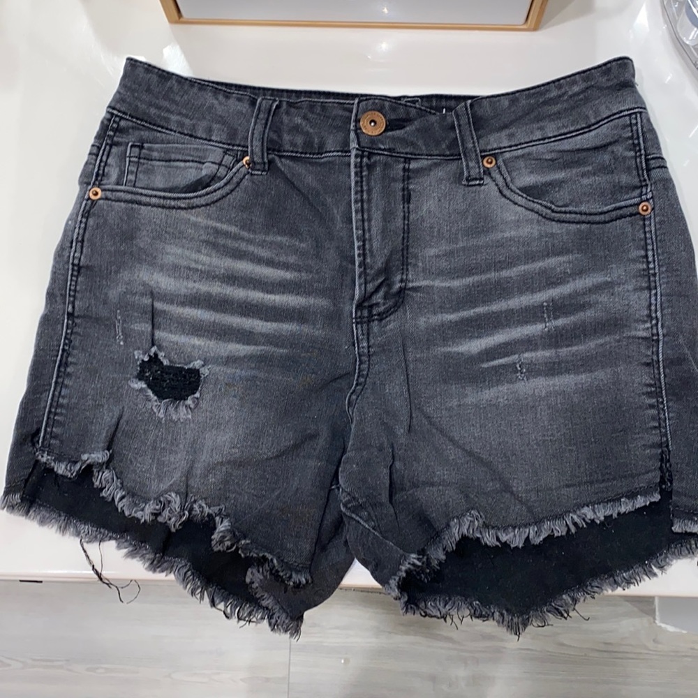 Vanilla star high rise midi stretchy shorts
